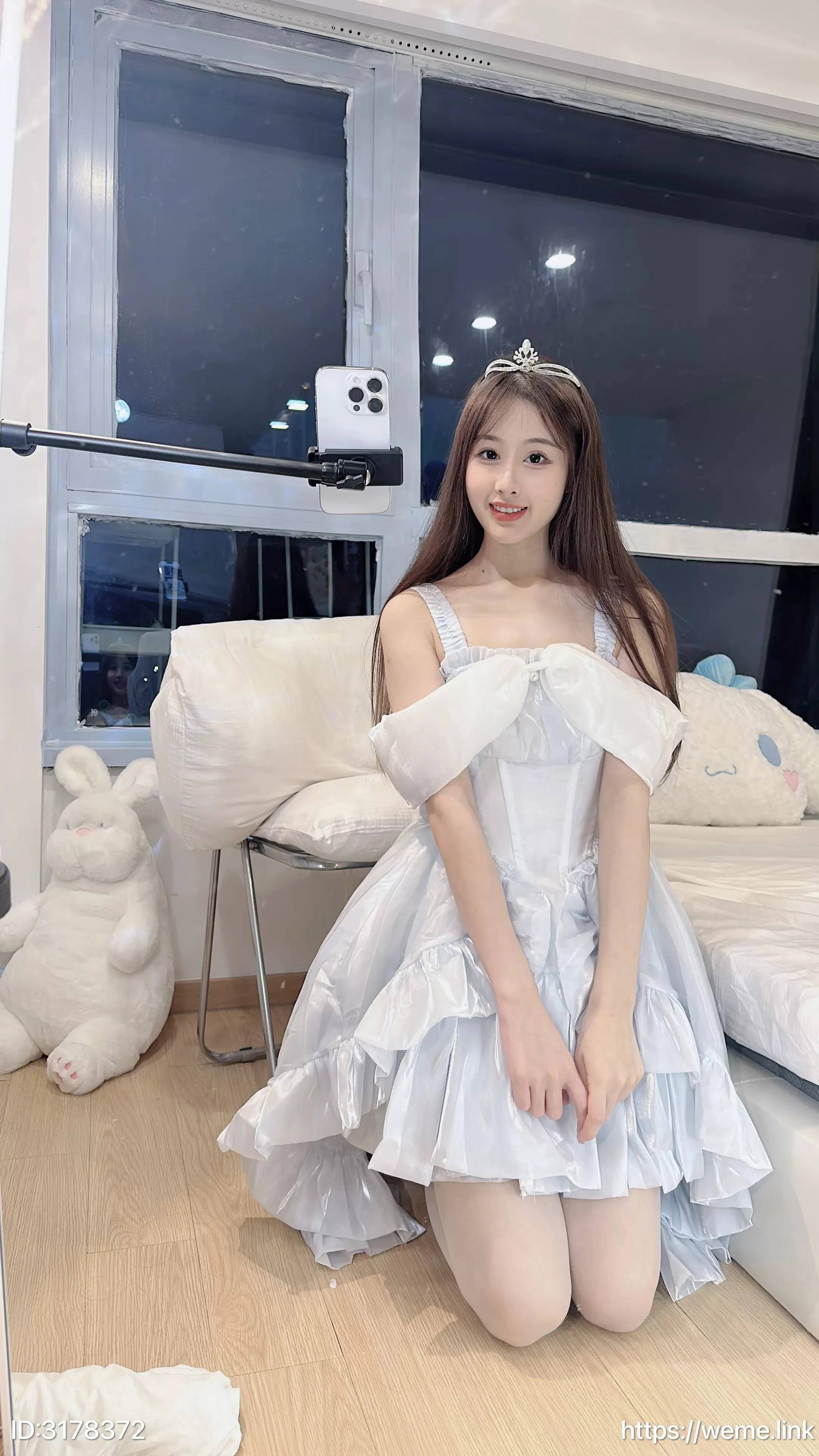 小萌子 – 渐变蓝丝袜 53P